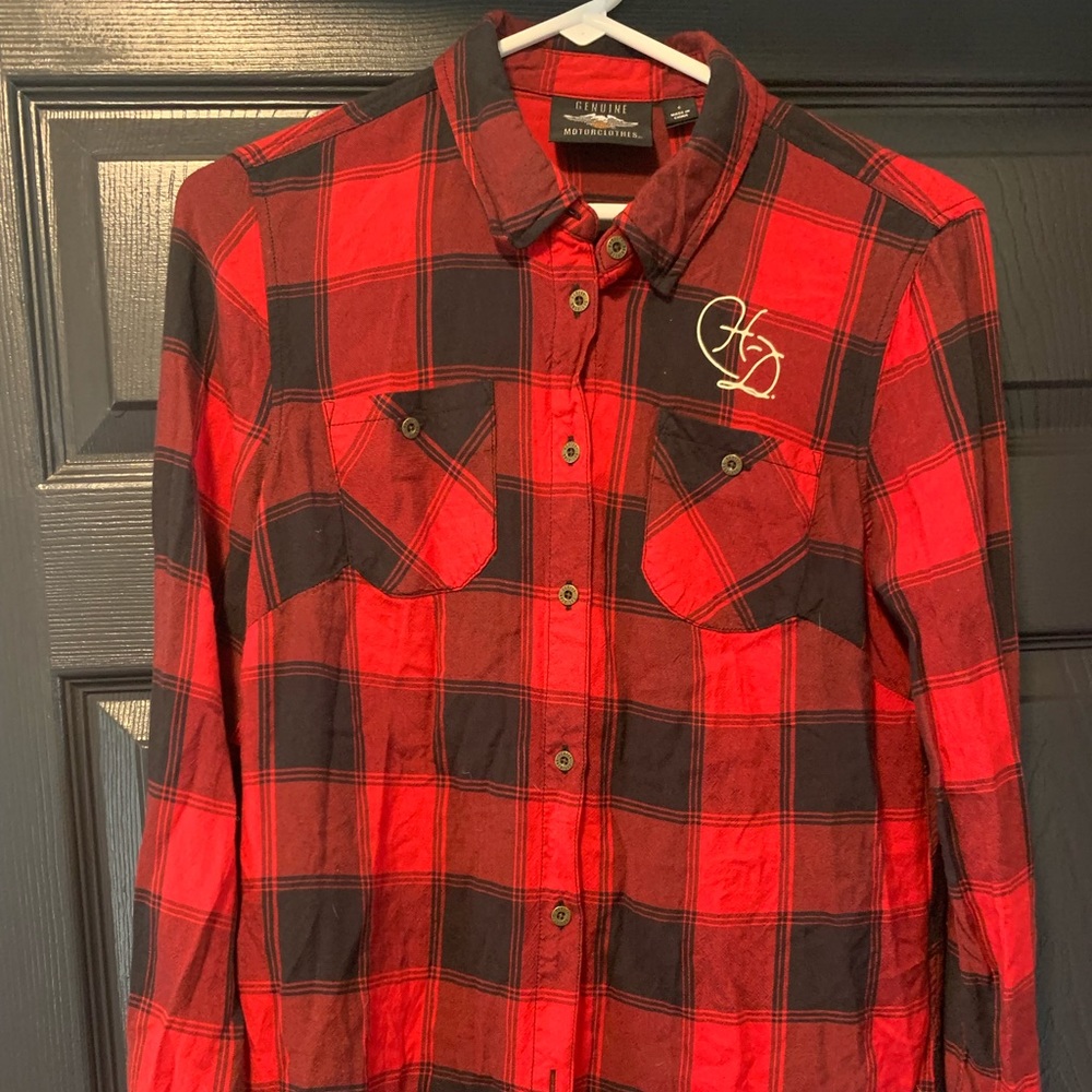 Women’s Harley Davidson shirt